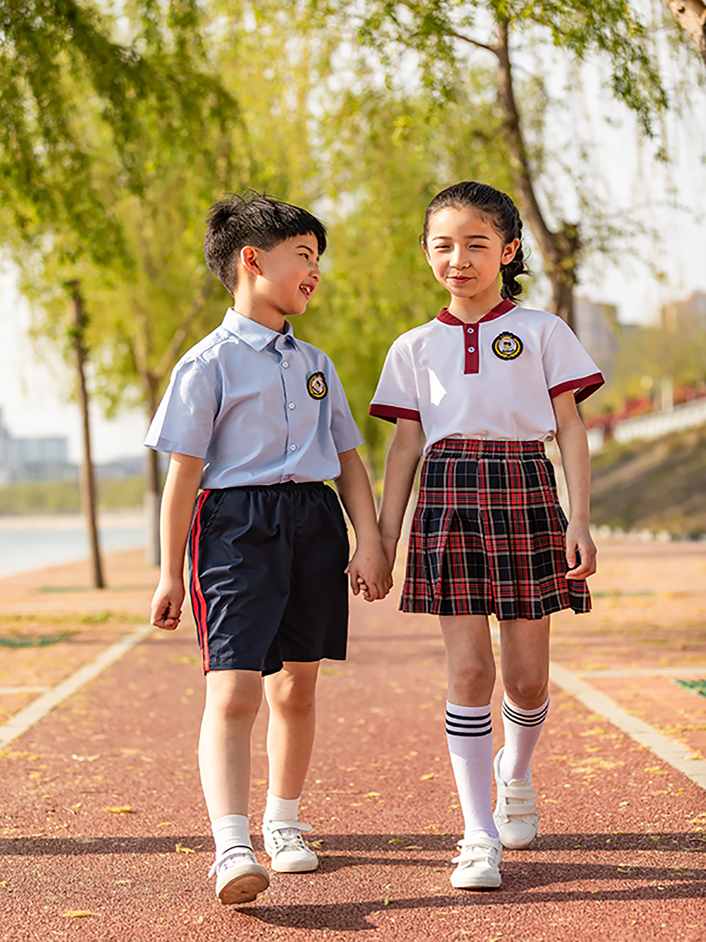 一套理想的校服是如何產生的？