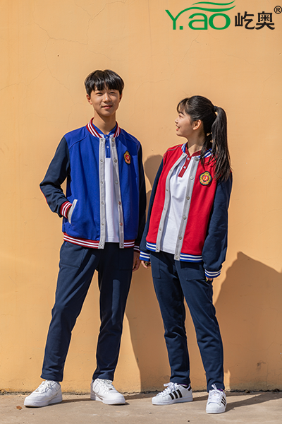 校服定制量大，怎么保證質(zhì)量